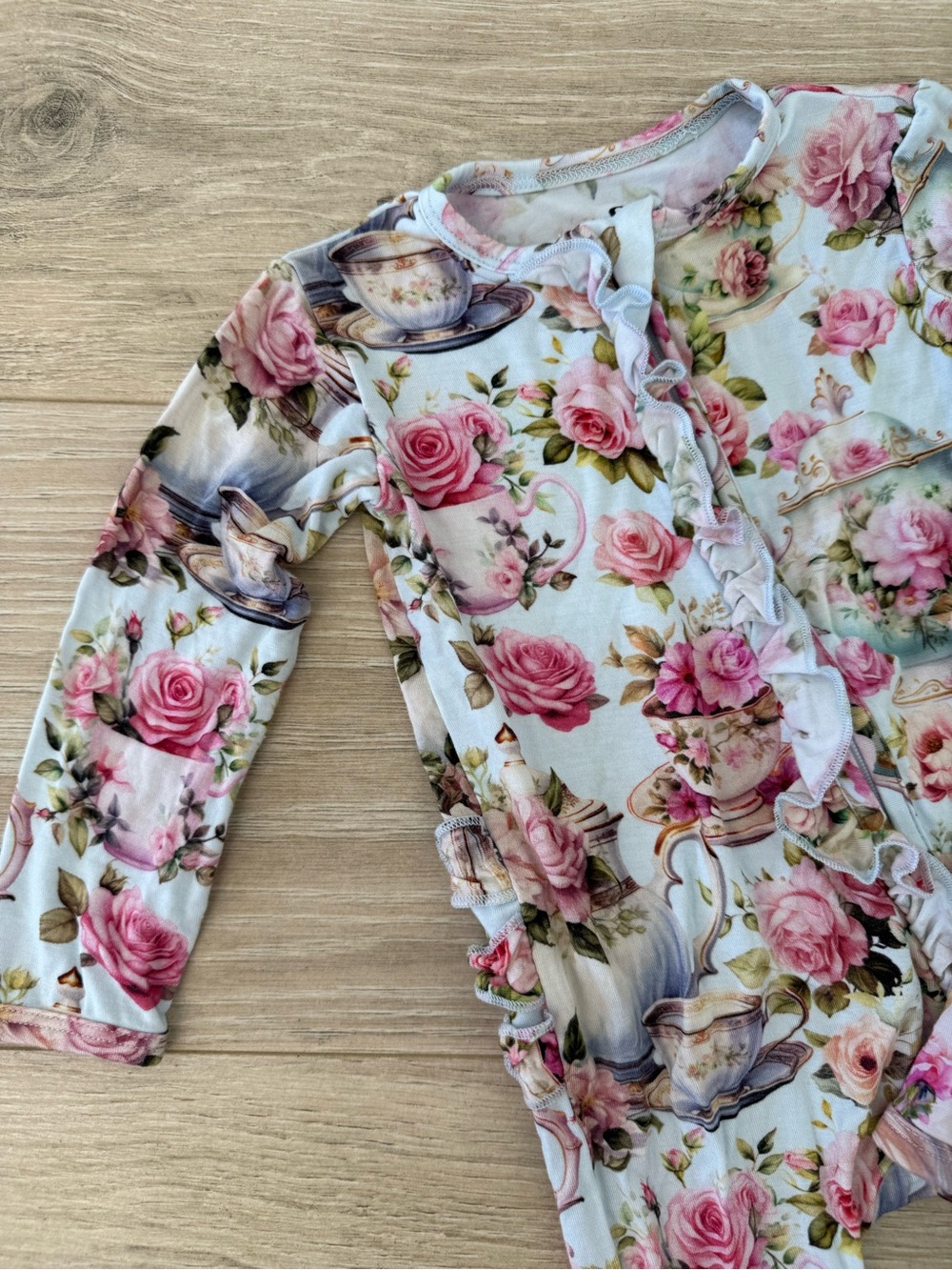 Bums & Roses Bamboo Ruffle Footie Bundle - Picture 2 of 10